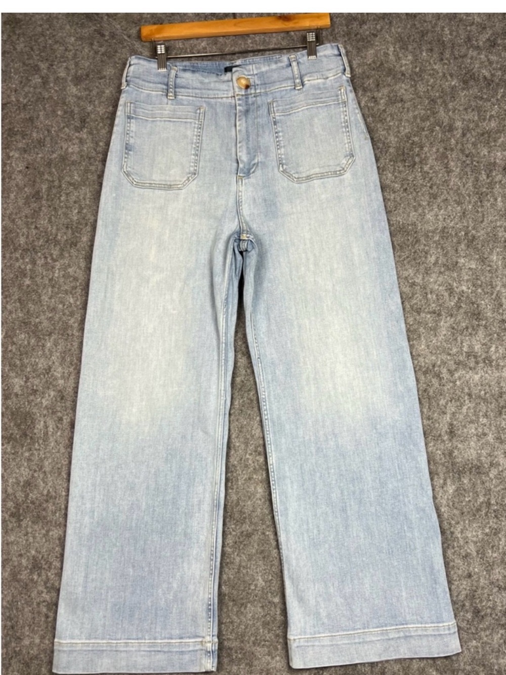 Maeve Wide-Leg Cropped Jeans in light wash